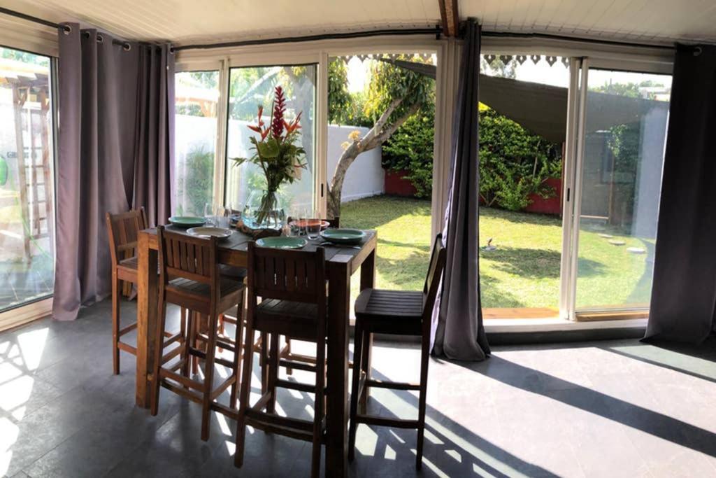 Villa Maesan เลอ ตอมปง ภายนอก รูปภาพ
