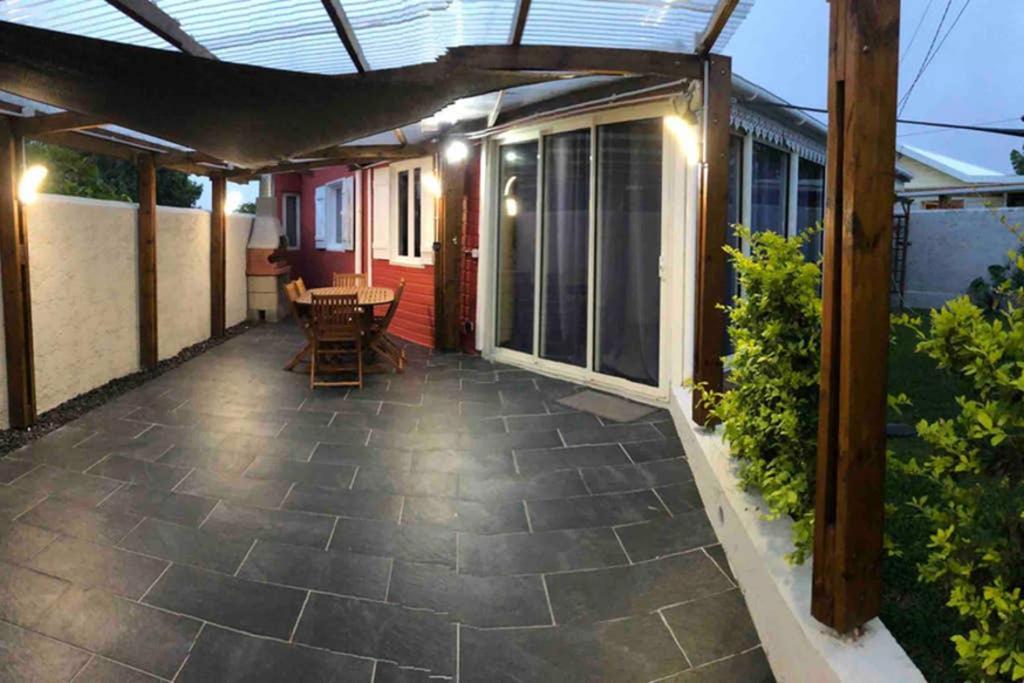 Villa Maesan เลอ ตอมปง ภายนอก รูปภาพ
